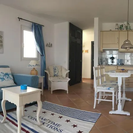 Penthouse Comfortable Vacation Апартаменты Коста Калма