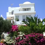 Penthouse Comfortable Vacation Διαμέρισμα Κόστα Κάλμα